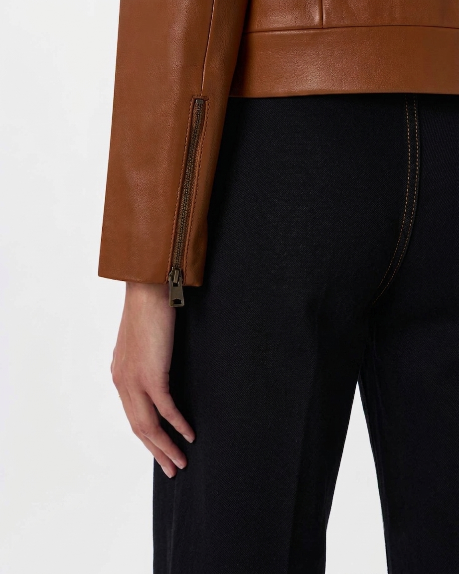 Gemi Cropped Leather Jacket - Detail Viewni_Generated_Image_acy25kacy25kacy2 Cropped leather jacket zip closure and collar detail